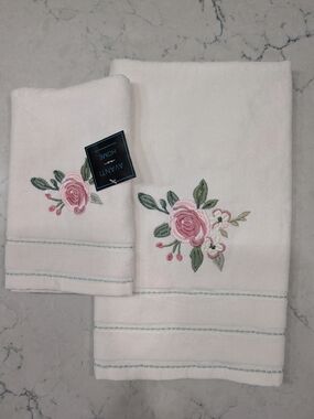 Avanti White Towels with Pink Rose Embroidery